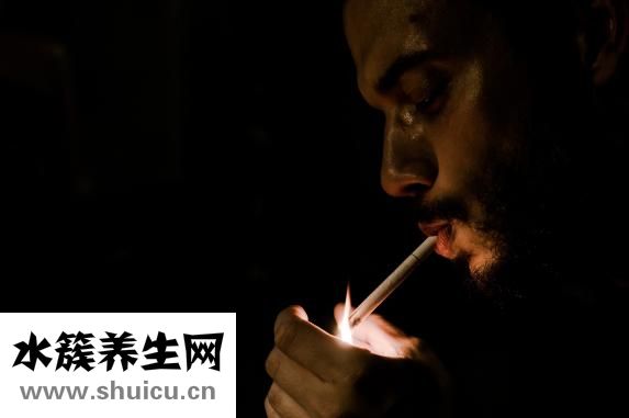 怎么亨受男人舔