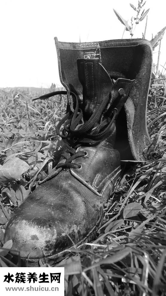 翻皮絨長靴怎么清洗