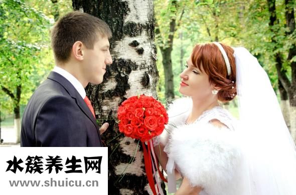 男人裸體怎么畫