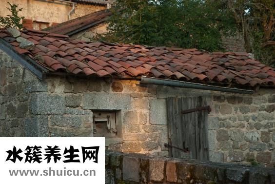 老房子倒塌了怎么辦