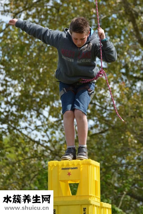 手腳干癢怎么回事