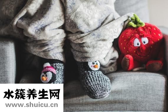 雙腳腫脹是怎么回事