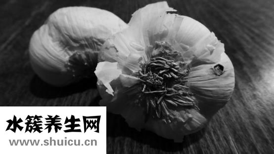 吃大蒜怎么去味道