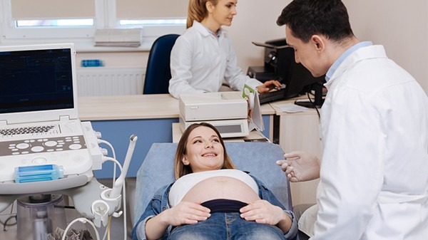 姨媽血和早孕血的顏色，早孕血的顏色