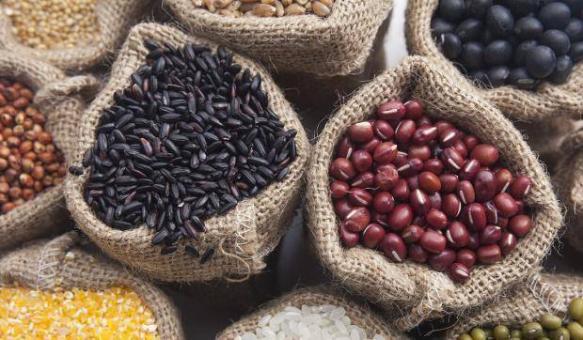 血糖高吃什么降低血糖（血糖高吃什么可以降下來）