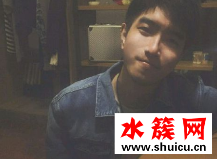 沈以誠形容歌詞 沈以誠形容歌詞是什么意思 沈以誠形容歌詞