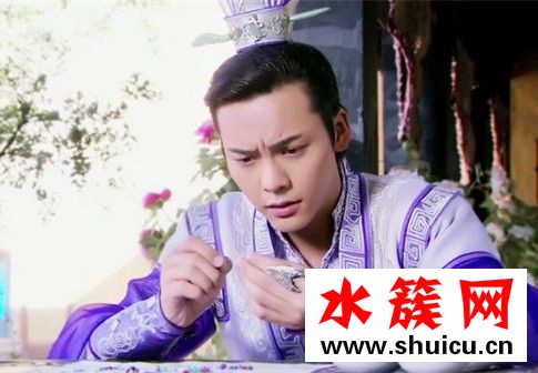 醉玲瓏劉詩詩發(fā)型