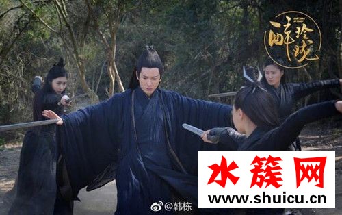 醉玲瓏劉詩詩發(fā)型