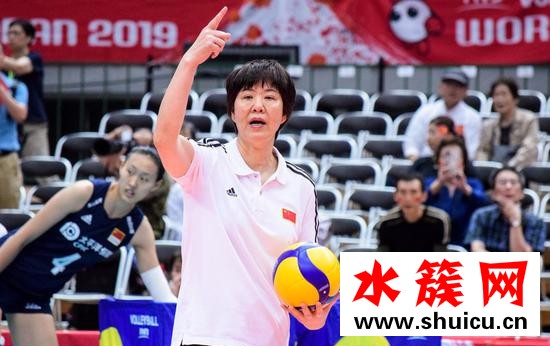 郎平為什么點贊鞏俐