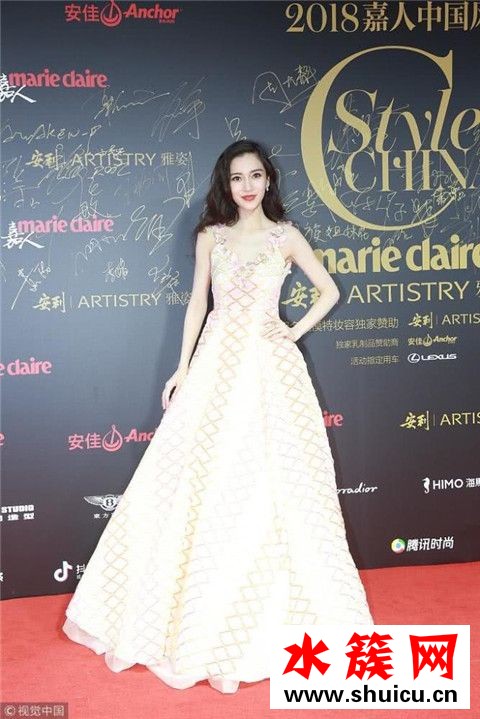 Baby楊冪倪妮唐嫣四小花同臺(tái)比美