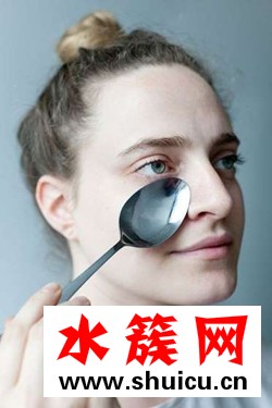 怎樣快速消除腫泡眼