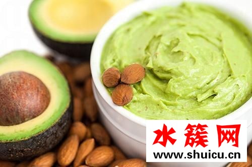 牛油果里面是什么樣的 牛油果里面的核能吃嗎 牛油果里面的核能吃嗎