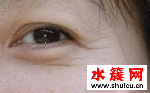 眼部皺紋用什么眼霜好 好用到哭泣的去皺眼霜