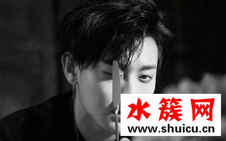 黃子韜新歌單身歌詞 黃子韜單身歌詞什么意思哪里能聽 黃子韜新歌單身歌詞