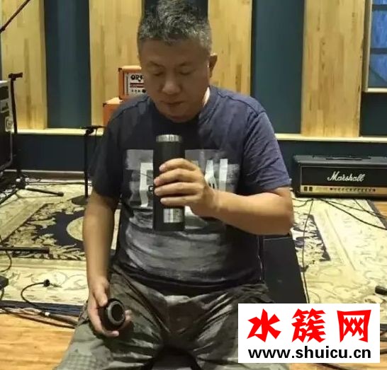 中年危機是什么意思 中年危機是什么梗 中年危機是什么意思