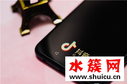 抖音白馬踏新泥是誰唱的什么歌