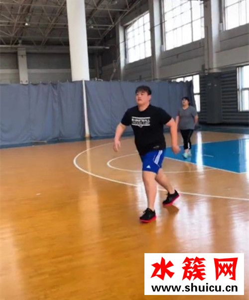 趙本山兒子減肥是怎么回事