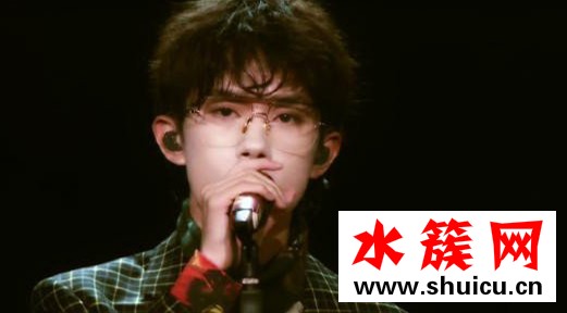 易烊千璽新發型