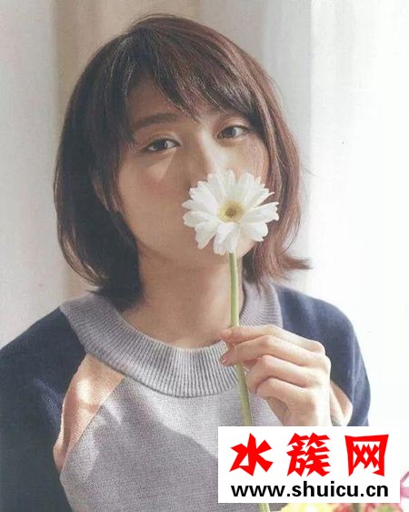 春夜女主是什么發(fā)型