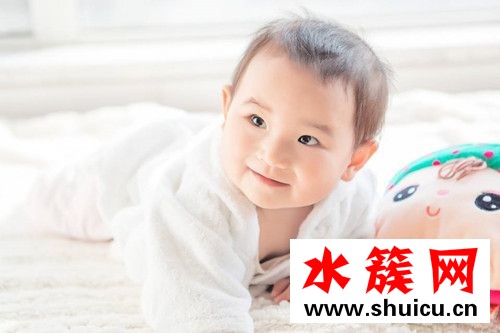 寶寶幾歲開始刷牙 寶寶刷牙吃牙膏怎么辦 寶寶幾歲開始刷牙?