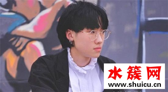 明日之子鄧典是富二代嗎 明日之子鄧典家庭背景介紹 明日之子鄧典是富二代嗎