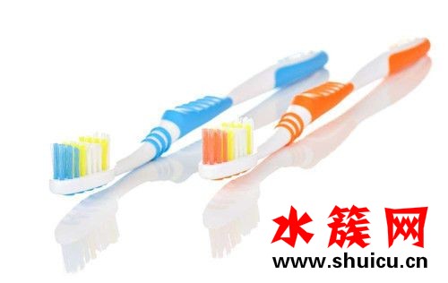 牙刷多久換一次比較好 牙刷是軟毛的好還是硬毛的好 牙刷多久換一次比較好