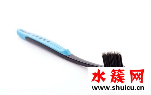 牙刷多久換一次比較好 牙刷是軟毛的好還是硬毛的好 牙刷多久換一次比較好