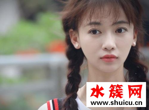 吳謹言像章子怡