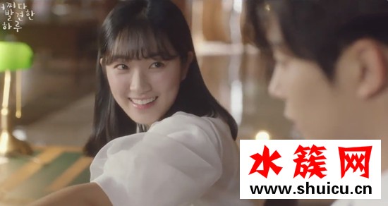 偶然發現的一天為什么有人喜歡白經 白經喜歡女主嗎 偶然發現的一天為什么會有人喜歡白經