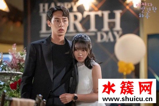 偶然發現的一天為什么有人喜歡白經 白經喜歡女主嗎 偶然發現的一天為什么會有人喜歡白經