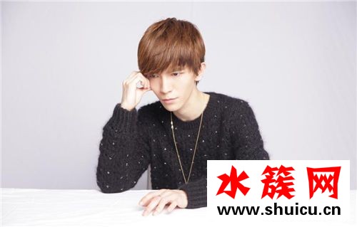 郭敬明生日自拍是怎么回事