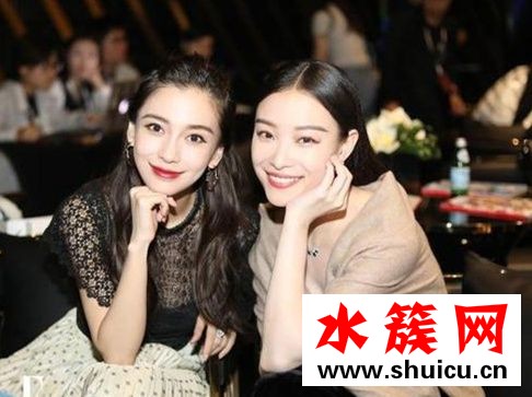 倪妮比楊冪baby都要白?同款素顏妝是時候學習一下了 倪妮比楊冪baby都要白?同款素顏妝是時候學習一下了