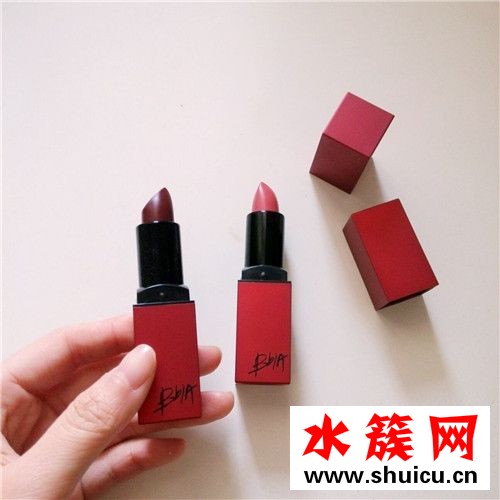 口紅天熱冒氣泡怎么辦