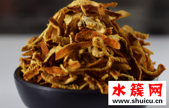 橘子皮屬于干垃圾還是濕垃圾 橘子皮泡水喝有什么好處 橘子皮屬于干垃圾還是濕垃圾