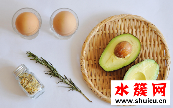 牛油果怎么吃豐胸 牛油果的營養(yǎng)價值 牛油果怎么吃豐胸