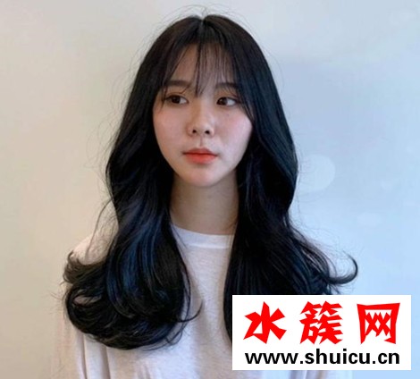 流行燙不卷的發型叫什么