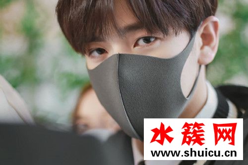 青春有你胡春楊是誰