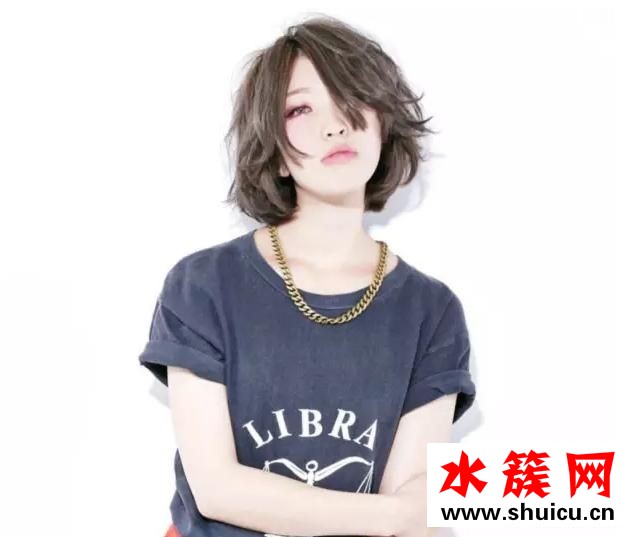 燙卷的短發(fā)配什么顏色好看？2017最新流行的短發(fā)造型 2017流行發(fā)型中短發(fā)