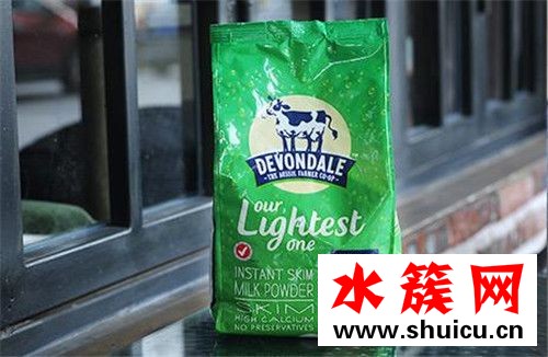 德運(yùn)脫脂奶粉糖尿病人可以喝嗎 德運(yùn)脫脂奶粉適合人群 德運(yùn)脫脂奶粉糖尿病人可以喝嗎