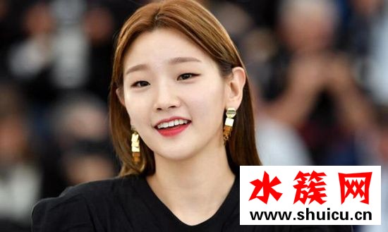 寄生蟲妹妹的扮演者叫什么名字