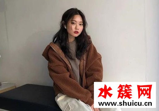 今年最流行的卷發(fā)