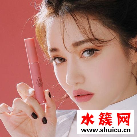 如何挑選口紅的顏色 唇色心理學大剖析 如何挑選口紅的顏色