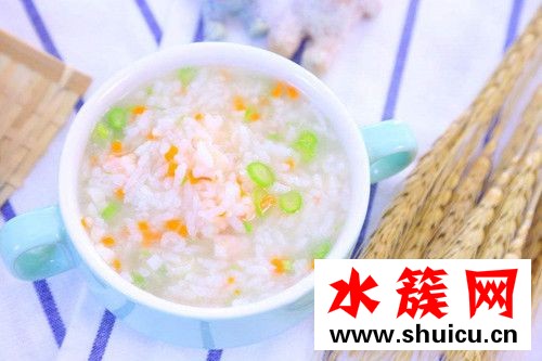 四個月的寶寶可以吃什么輔食 四個月寶寶輔食食譜大全 四個月的寶寶可以吃什么輔食