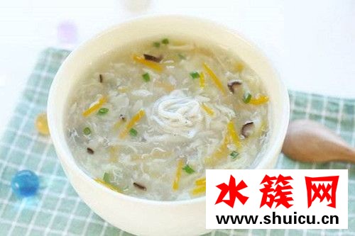 四個月的寶寶可以吃什么輔食 四個月寶寶輔食食譜大全 四個月的寶寶可以吃什么輔食