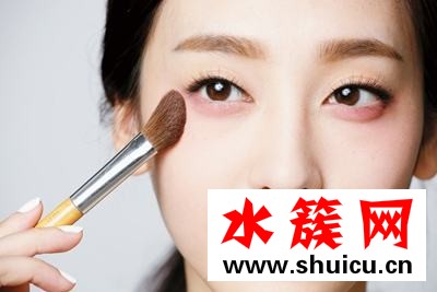 腮紅可以當(dāng)眼影用嗎