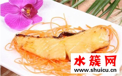 吃魚可以豐胸嗎 吃什么魚可以豐胸 吃魚可以豐胸嗎