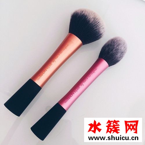 腮紅刷什么材質好 腮紅刷怎么清洗 腮紅刷什么材質好