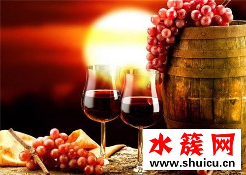 睡前吃黃瓜可以減肥嗎 睡前吃這幾種食物助眠又瘦身 睡前吃這幾種食物助眠又瘦身