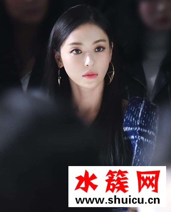 愛上變身情人李多熙眼妝怎么化