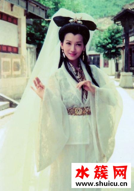 鞠婧祎白蛇傳造型